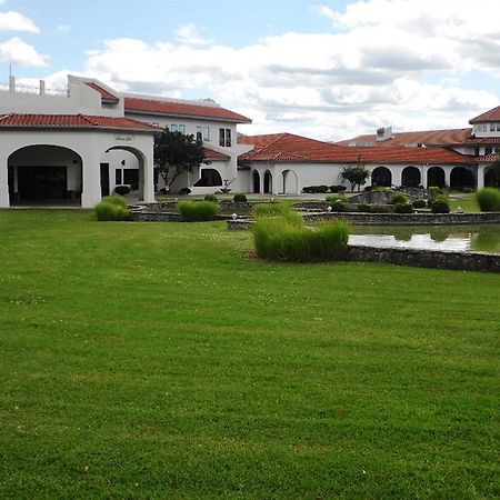 Regalia Hotel & Conference Center Village of Four Seasons 외부 사진